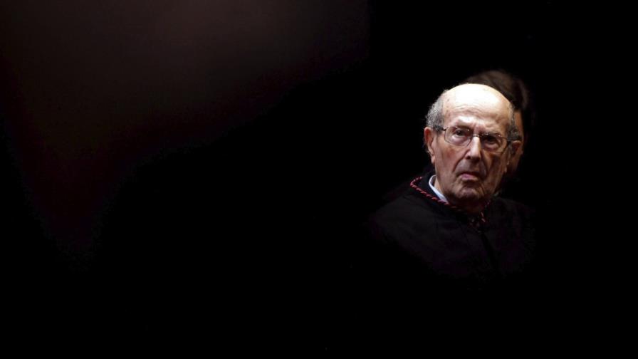 Manoel de Oliveira, de piloto de carreras a eterno cineasta de culto