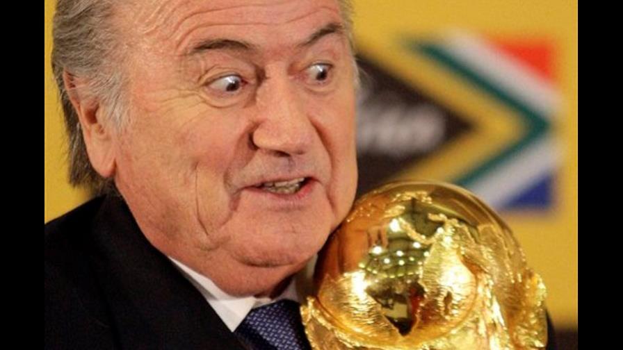 Renuncia del presidente de la FIFA abre interrogantes en Latinoamérica