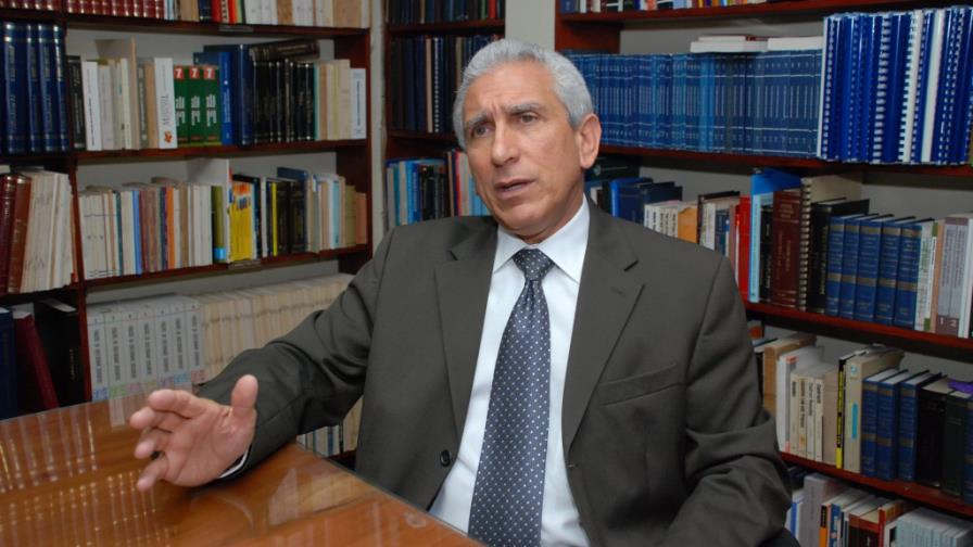 Dirigentes del PRD renuncian en desacuerdo por pacto con el PLD