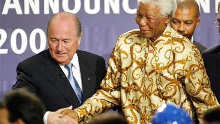 Sudáfrica niega pago de soborno de 10 millones por Mundial