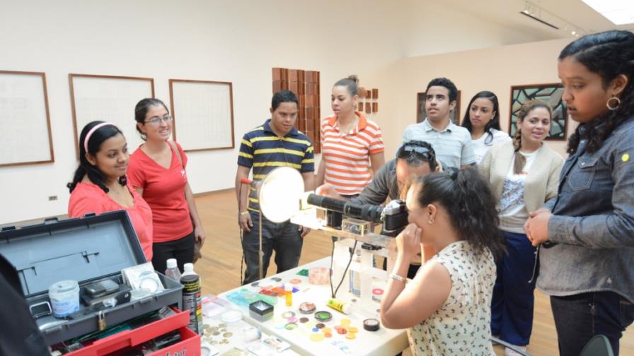 El Centro León recibe a la Fundacion Autismo en Marcha