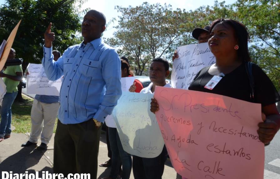 Desalojados por los trabajos de la Circunvalación de Santo Domingo piden remuneración