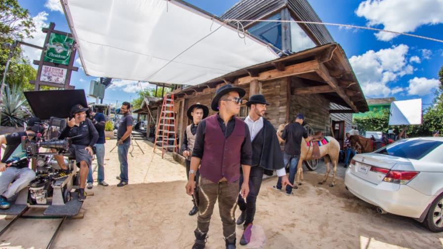 “La Pastilla”, un avance del nuevo disco de Ilegales