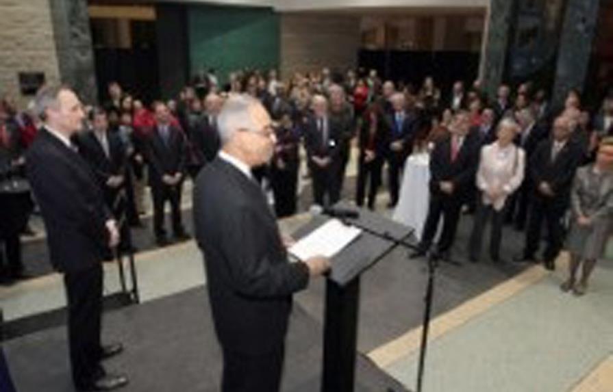 Embajada en Canadá promueve inversión y turismo en fiesta por la Independencia Nacional