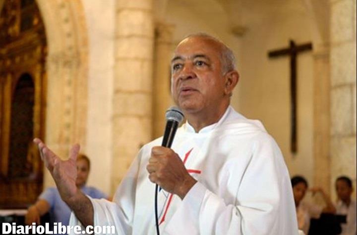 Padre Luis Rosario cree que la justicia tiene que sacudirse y quitarse el lodo que ha acumulado