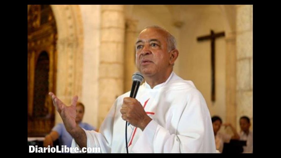 Padre Luis Rosario cree que la justicia tiene que sacudirse y quitarse el lodo que ha acumulado Padre Luis Rosario cree que la justicia tiene que sacudirse y quitarse el lodo que ha acumulado