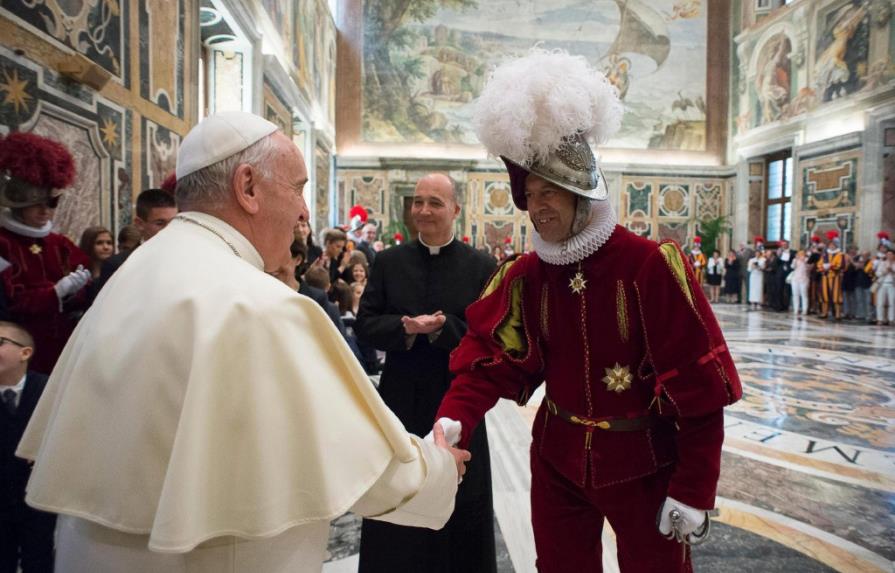 Papa elogia el valor universal de Dante en su 750 aniversario