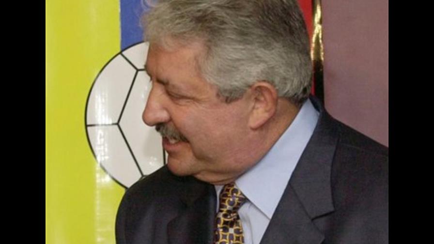 Fiscalía pide congelar cuentas de expresidente de FVF