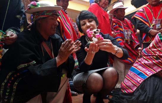 Los médicos Kallawayas de Bolivia transmitirán su saber ancestral a jóvenes