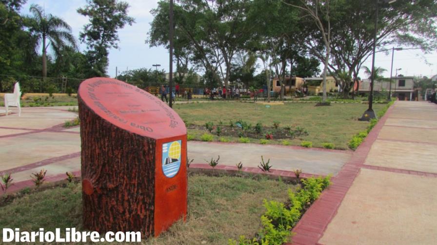 Ayuntamiento de Santo Domingo Este inaugura parque en sector Altos de Cancino