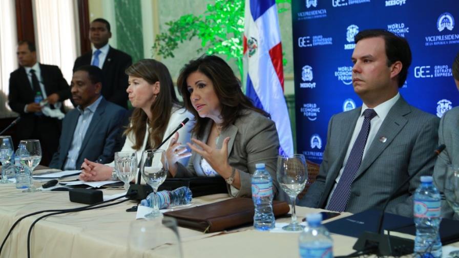 Vicepresidencia dice han capacitado 220,000 y la mitad tiene empleo