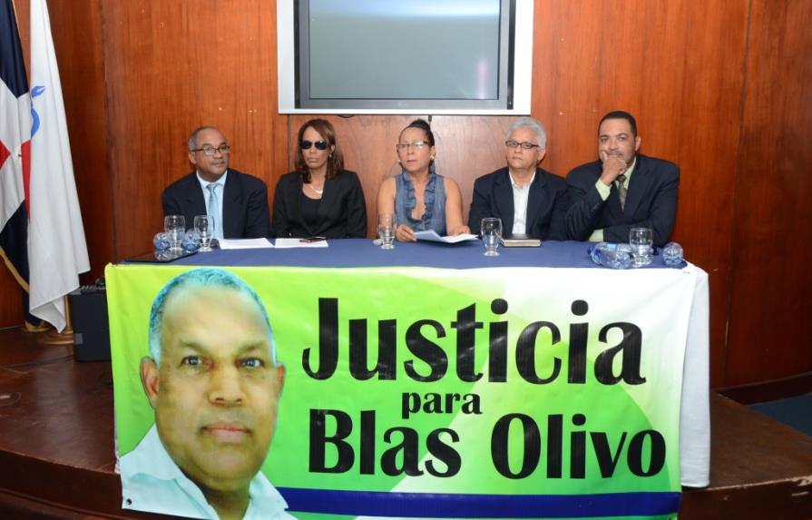 Familiares del asesinado periodista Blas Olivo demandan protección de acusados