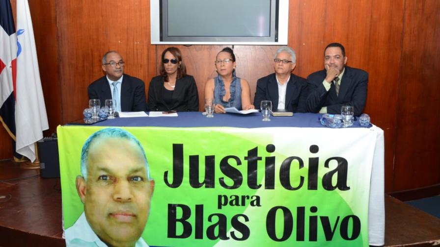 Familiares del asesinado periodista Blas Olivo demandan protección de acusados