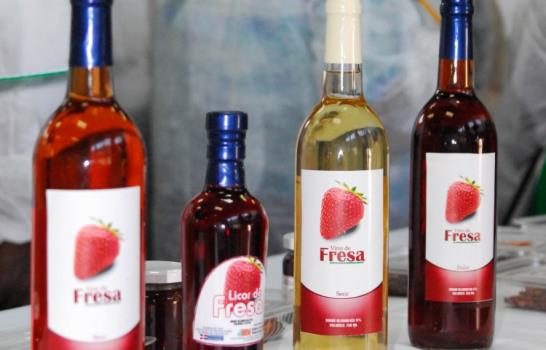 Beneficiarios de las visitas sorpresas reciben entrenamiento del IIBI