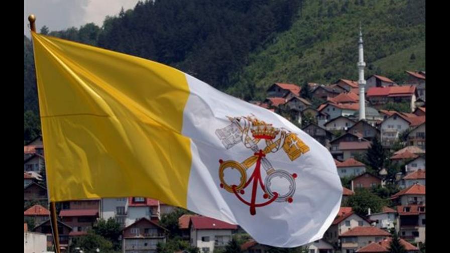 Papa Francisco intenta cicatrizar profundas heridas en Bosnia