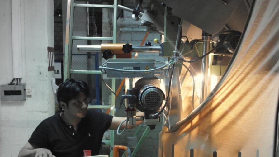 Bolivia exporta 60 toneladas de telas a Venezuela