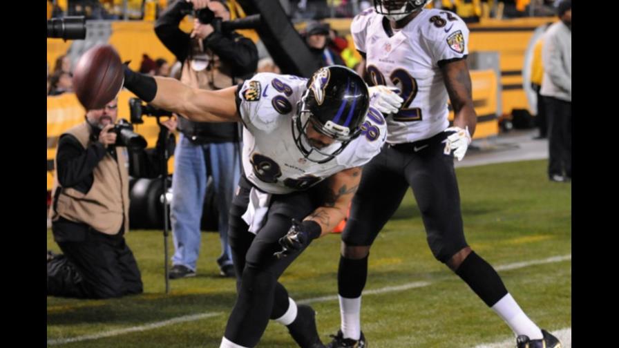 Ravens aprovechan errores y eliminan a Steelers Ravens aprovechan errores y eliminan a Steelers