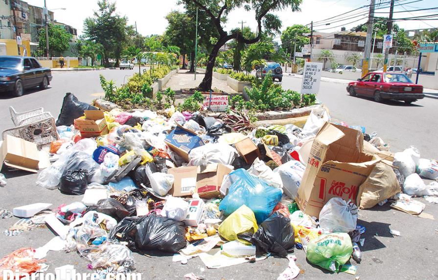 Medio Ambiente ordena separar la basura en el hogar, comercio e industria