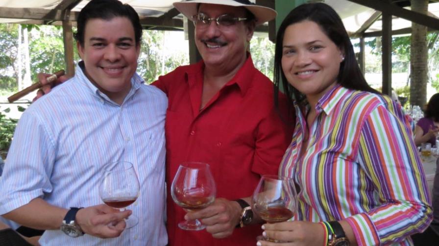 Estadounidenses degustan en una cata de Ron Brugal