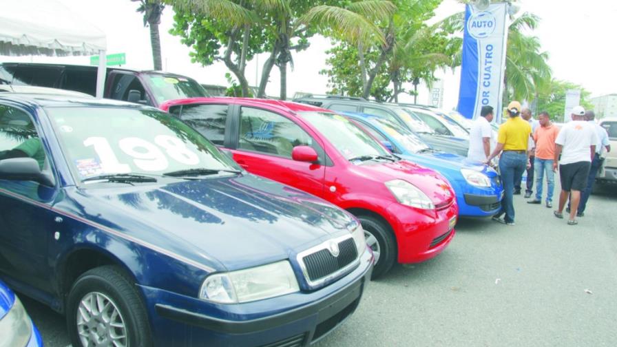 Por las calles dominicanas, 3.4 millones de vehículos de motor Por las calles dominicanas, 3.4 millones de vehículos de motor