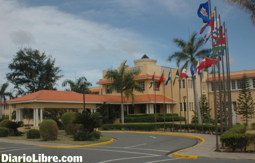 Gobierno dispone cierre temporal de consulados en Haití