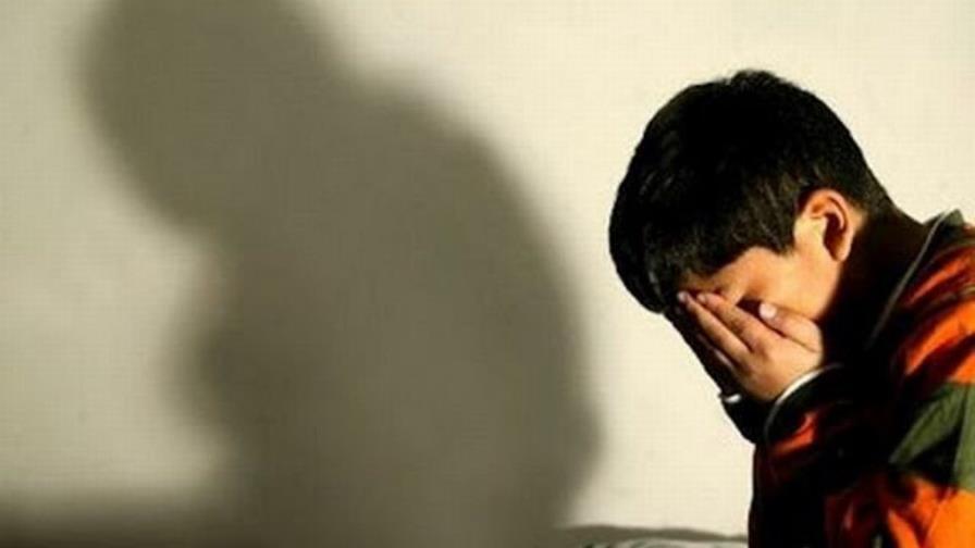 Recriminan a Francia por permitir castigos físicos a niños