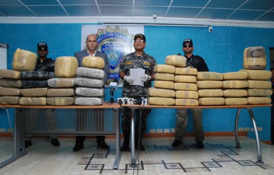 DICAN desmantela red de narcotráfico que supuestamente dirigía un regidor de Jimaní