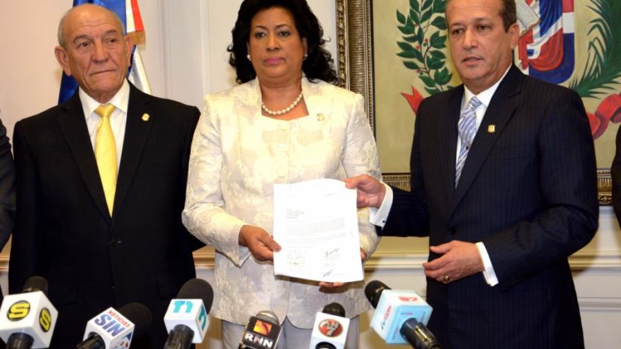 Proyecto de reforma a la Constitución irá a comisión del Senado