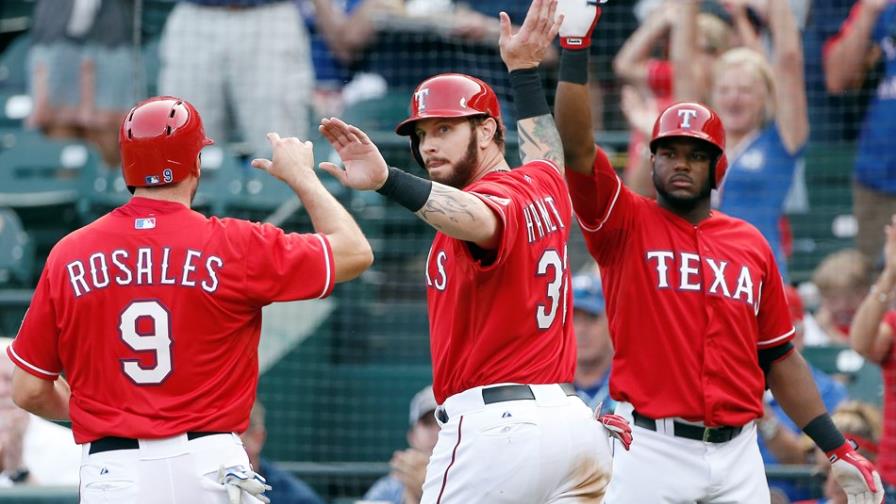 Josh Hamilton regresa a la lista de lesionados