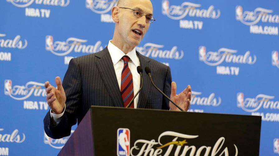 Comisionado de la NBA considera que no hay indicios de corrupción en el baloncesto internacional