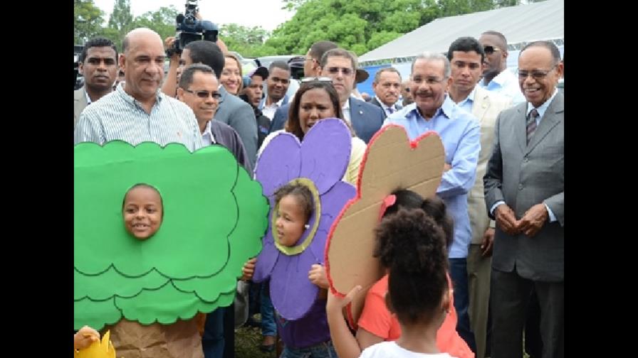 Danilo inaugura centro de protección y vigilancia forestal en Día Mundial del Medio Ambiente