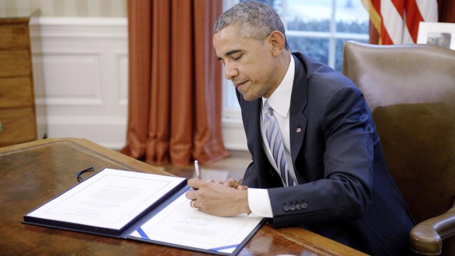 Obama firma ley de fondos de seguridad nacional que deja intacta inmigración Obama firma ley de fondos de seguridad nacional que deja intacta inmigración