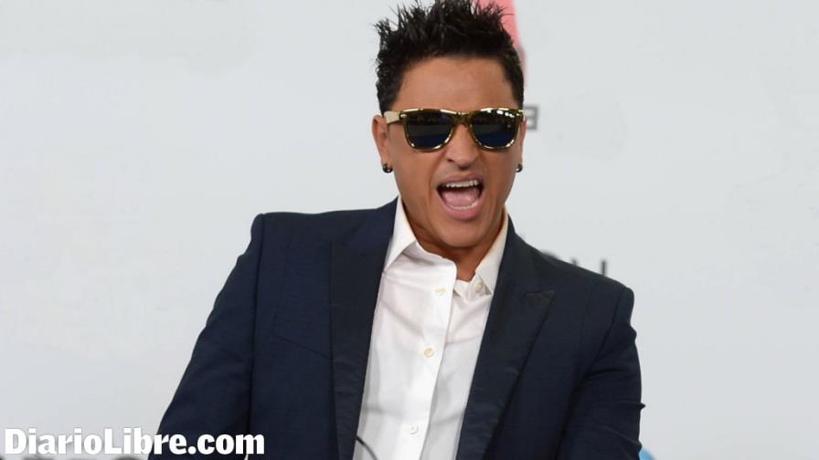 Acusan a Univisión de discriminar artistas por vetar tema Acusan a Univisión de discriminar artistas por vetar tema