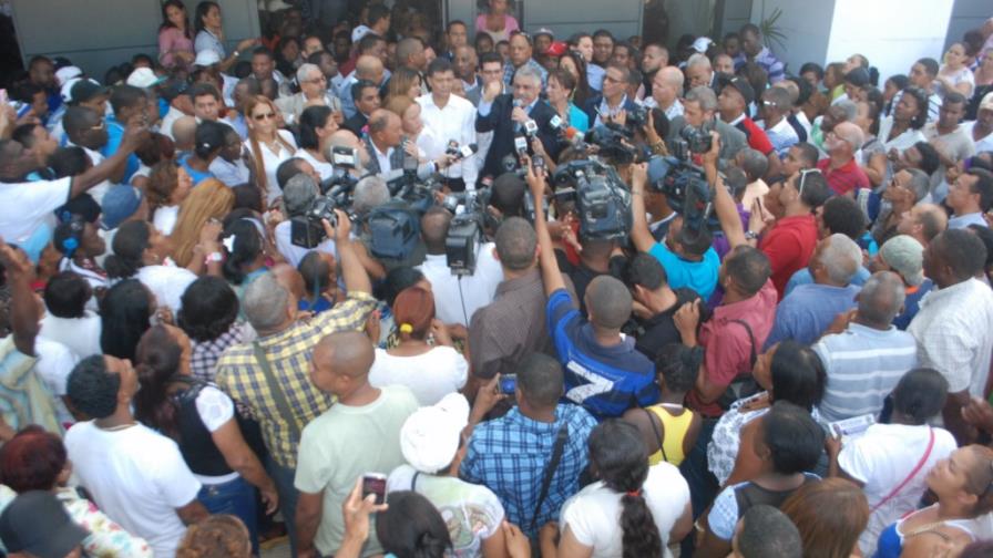 Ex alcalde Francisco Peña se reintegra al PRD