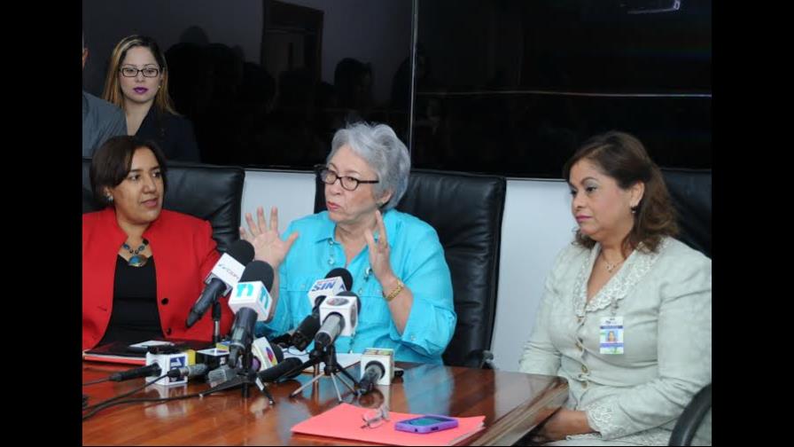 Salud Pública reduce de 98 a 42 la lista de medicamentos de alto costo Salud Pública reduce de 98 a 42 la lista de medicamentos de alto costo