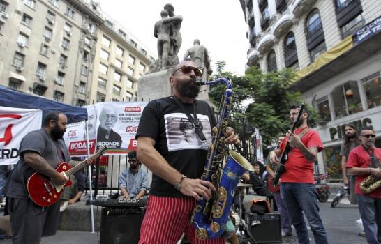 Música en las calles en defensa del arte ambulante