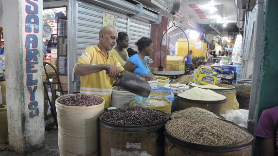 Arroz, pollo y habichuelas rojas exhiben estabilidad en precios