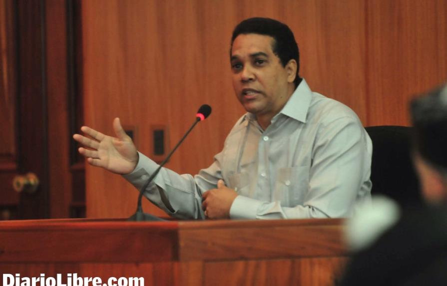 Public Health suspends exequatur of Dr. Edgar Contreras
