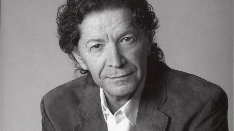 Un novelista de la FLACSO