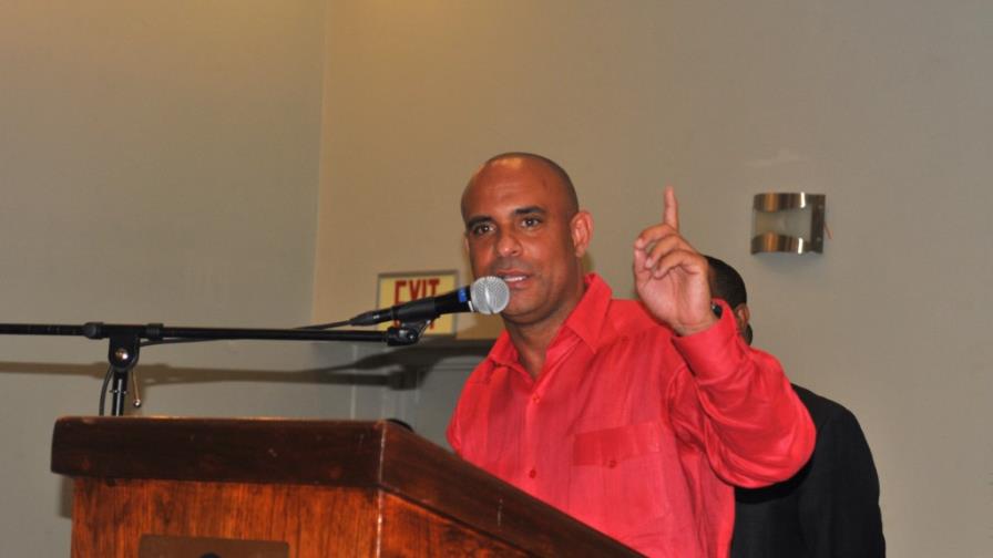 Lamothe dice hay complot contra candidatura