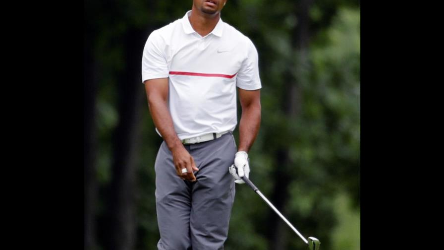 Tiger Woods culmina con la peor ronda de su carrera