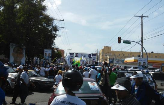 Simpatizantes de Luis Abinader dicen es la opción para enfrentar la reelección”