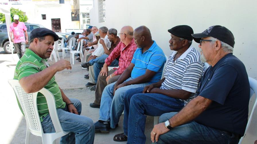 Los choferes envejecientes piden ayuda al Presidente