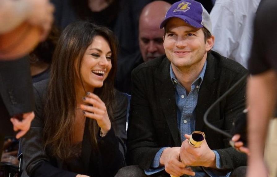 Mila Kunis y Ashton Kutcher se casan en secreto