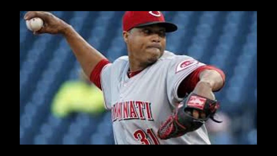 Alfredo Simón debutó con los Tigres y no permitió carrera; Julio Teherán en gran labor Alfredo Simón debutó con los Tigres y no permitió carrera; Julio Teherán en gran labor