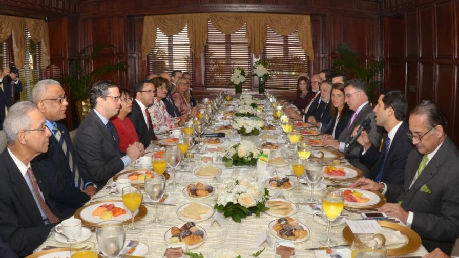 Cancillería y el sector empresarial tratan cómo impulsar el comercio exterior