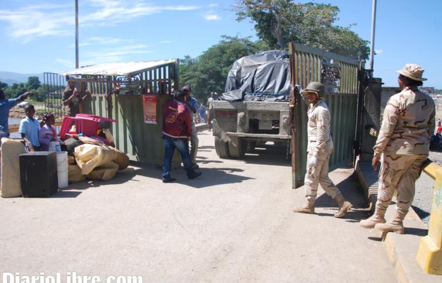 Temen que 27 patanas cargadas sean quemadas por grupos haitianos