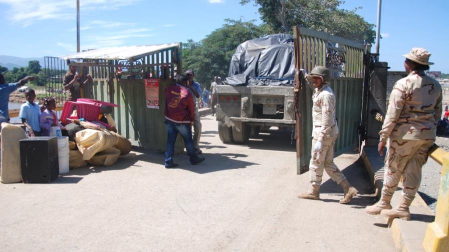 Temen que 27 patanas cargadas sean quemadas por grupos haitianos Temen que 27 patanas cargadas sean quemadas por grupos haitianos