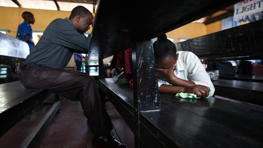 Uno de los agresores en ataque que mató a 148 en Kenia es hijo de funcionario Uno de los agresores en ataque que mató a 148 en Kenia es hijo de funcionario