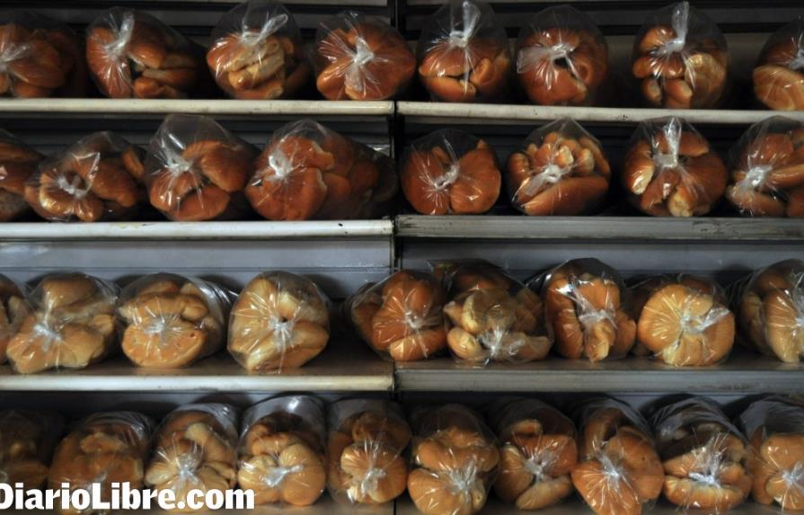 Panaderos aplican desde hoy aumento al precio del pan